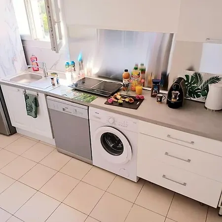 Ooo Centre Ooo 2 Bedrooms 3 Beds 58m2 Plages A Pied Beach On Foot Apartmán